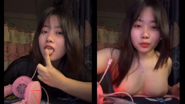 Chơi game với bạn thua em phải show hàng cho bọn nó coi